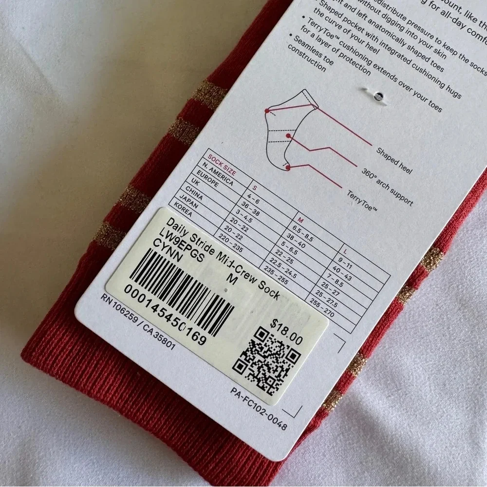 🆕❤️ Lululemon Daily Stride Mid Crew Sock Shine - Cayenne